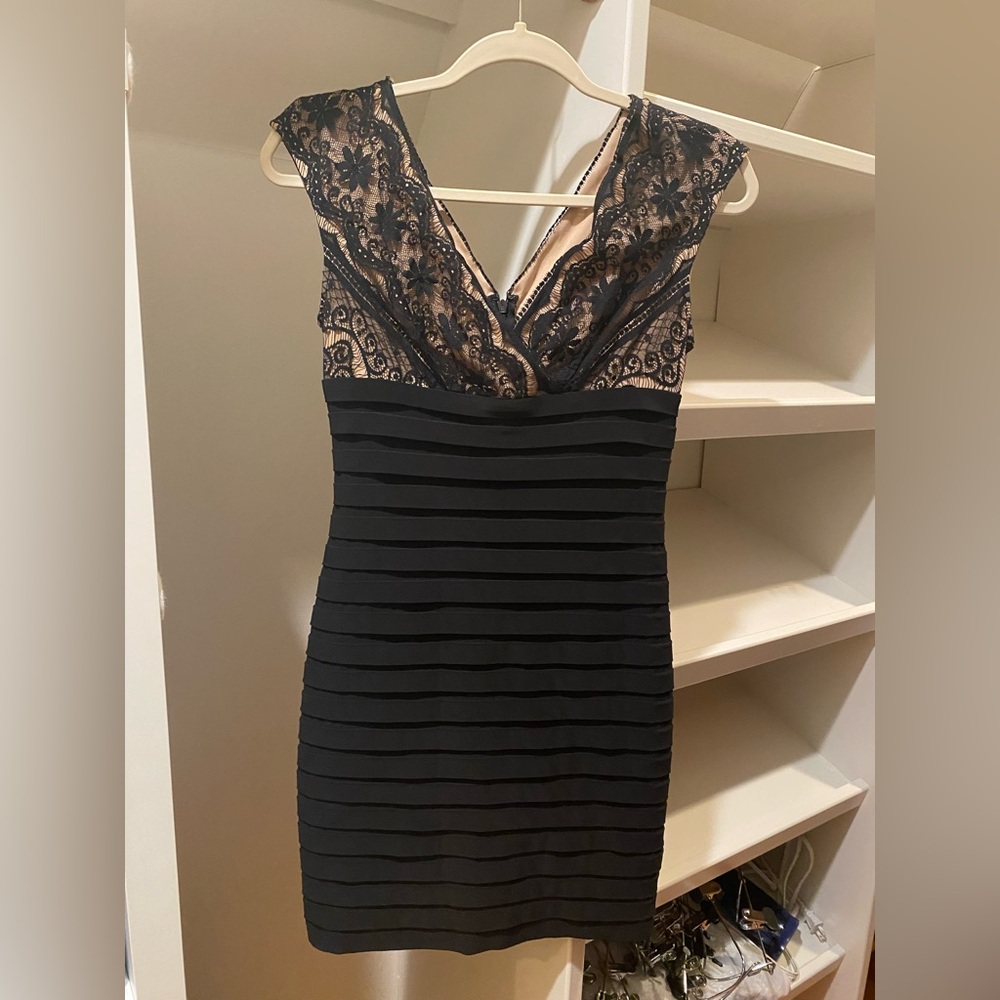 Adrianna Papell Black and Cream Dress